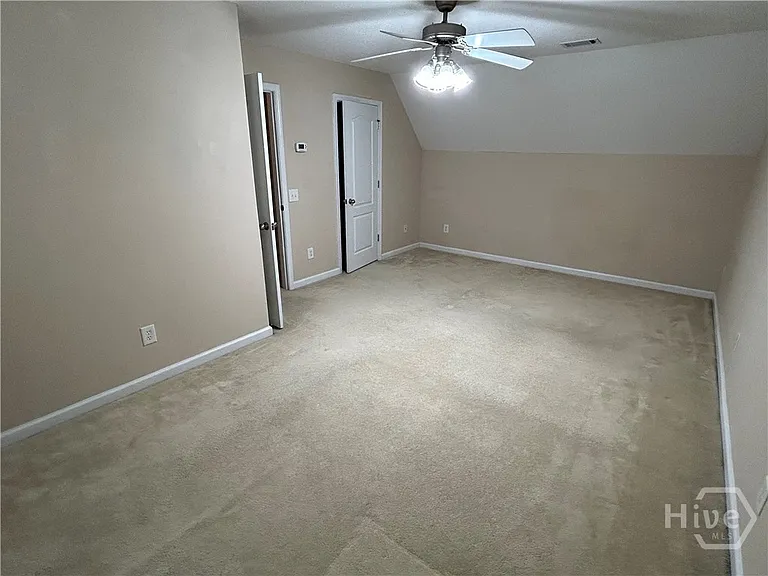 197 Bridgewater Cir — Photo 17