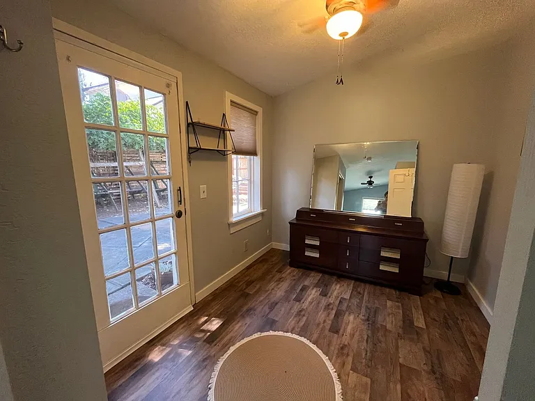 2352 Shasta St — Photo 24