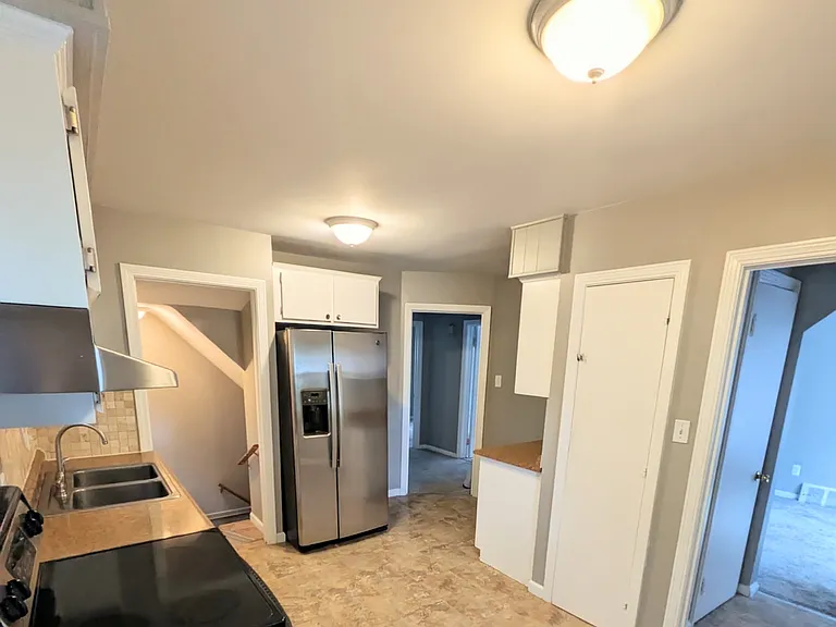 23819 Tawas Ave — Photo 4
