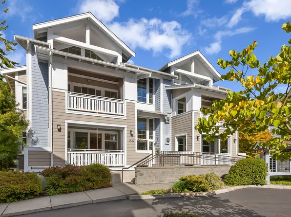 144 Hall Brothers Loop Unit 101, Bainbridge Island, WA 98110