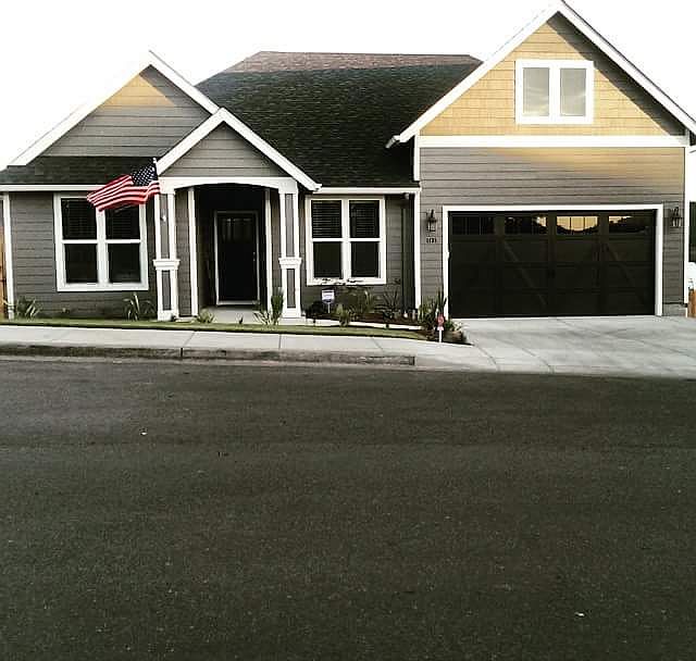 1st image of 1131 Bradshaw Ln
