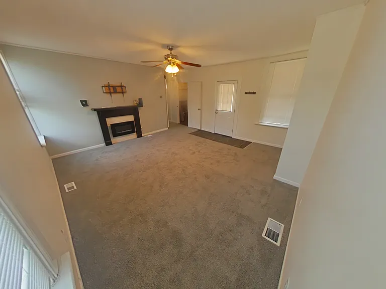 219 S Main St #1 — Photo 2