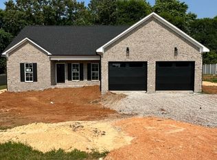 551 Oakview Cir, Killen, AL 35645