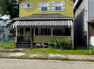 26 Walnut St, Natrona Heights, PA 15065