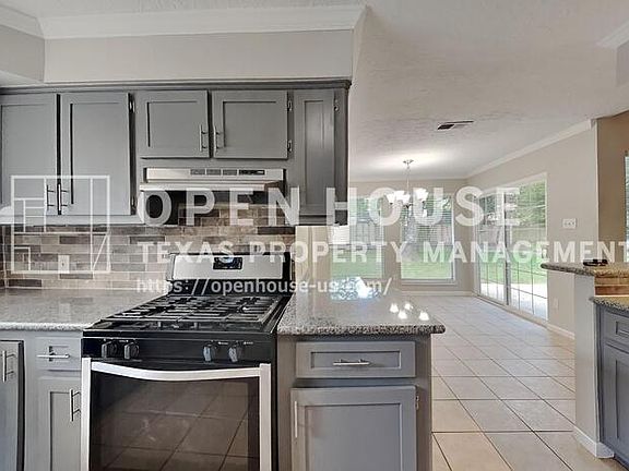 4th image of 3602 Bear Lake Dr
