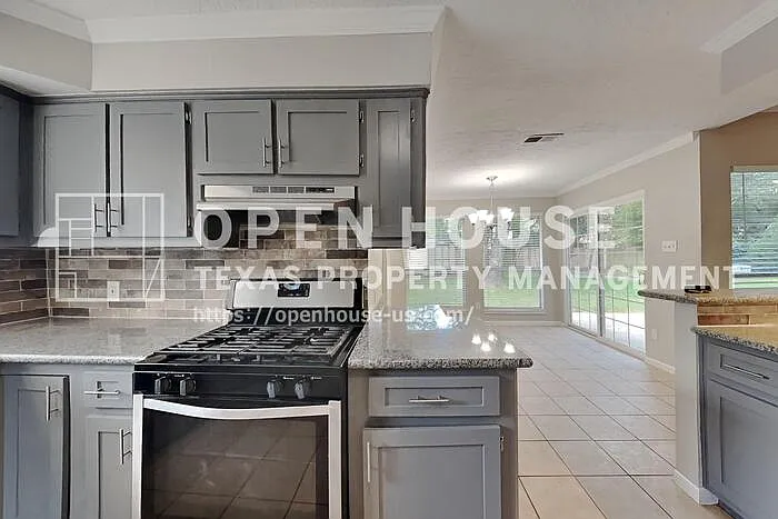 3602 Bear Lake Dr — Photo 4