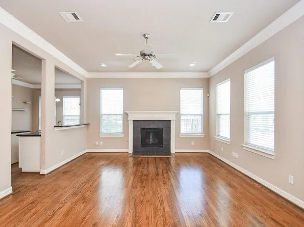 3202 Holly Meadow Dr, Houston, TX 77042