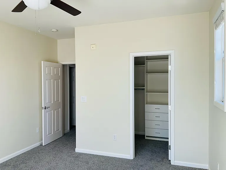 4091 Clarinbridge Cir — Photo 16