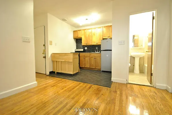 Rented by Town Residential | media 25