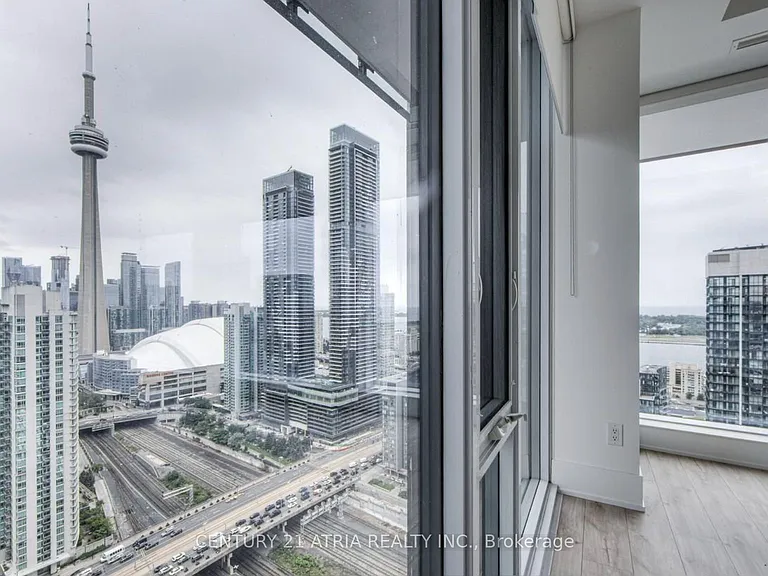 470 Front St W #1812 — Photo 6