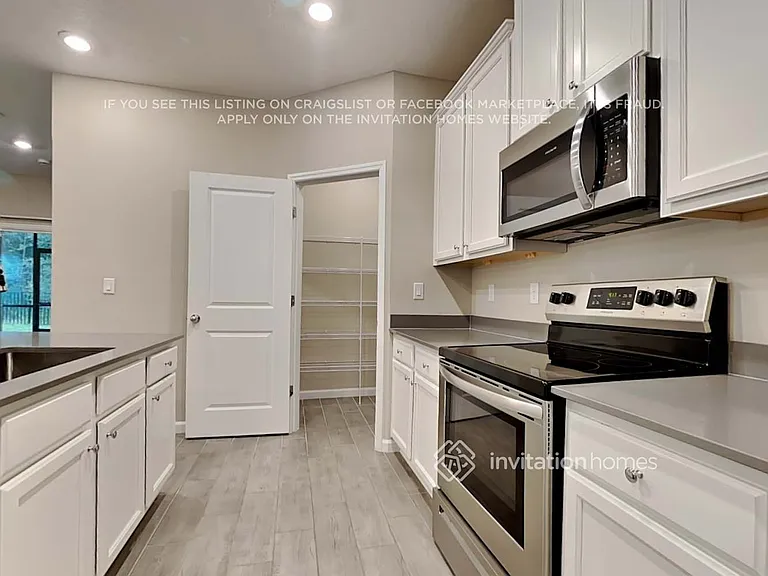 2469 Laylas Way — Photo 6