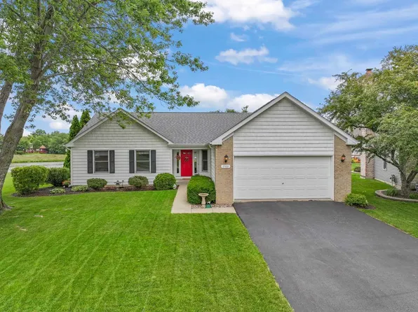 2566 Oak Trails Dr, Aurora, IL 60506