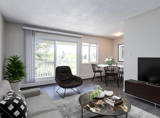 Berkeley Square, Lethbridge, AB T1K 4W1