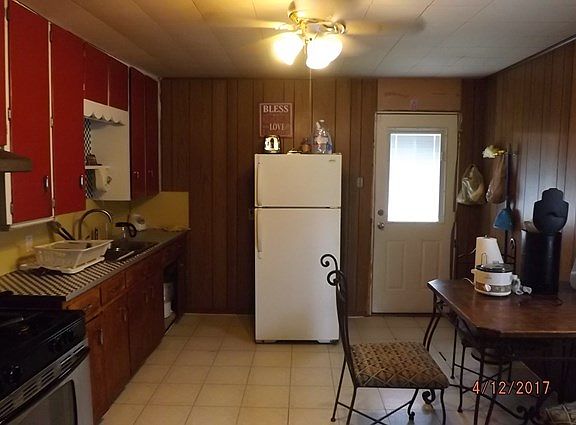 5th image of 1434 Anderson Ave