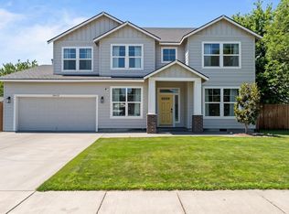 10412 Willow Way, Pasco, WA 99301