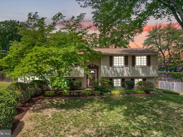 15912 Uppsala Ct, Woodbridge, VA 22191