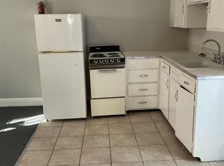 156 Holland St #4, Lewiston, ME 04240
