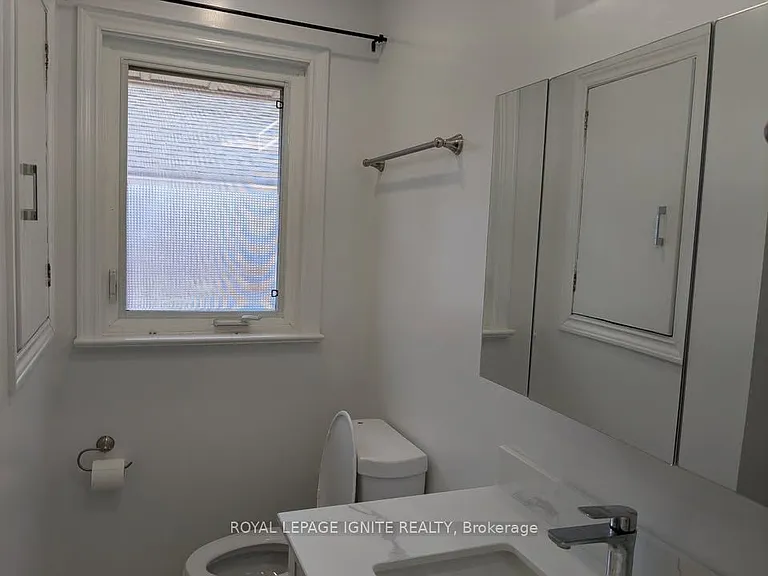 15 Beacham Cres #MAIN — Photo 13