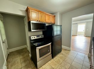 115 California Ave, Providence, RI 02905