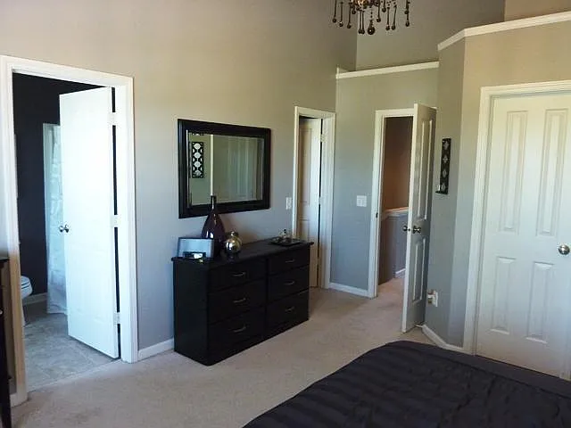 9429 Glencroft Way — Photo 9