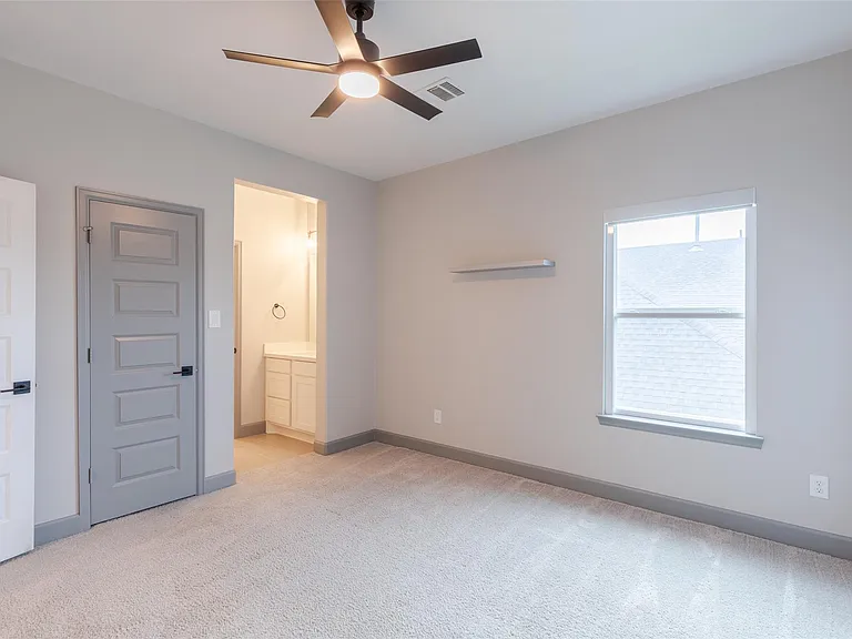 3114 Swift Way — Photo 26