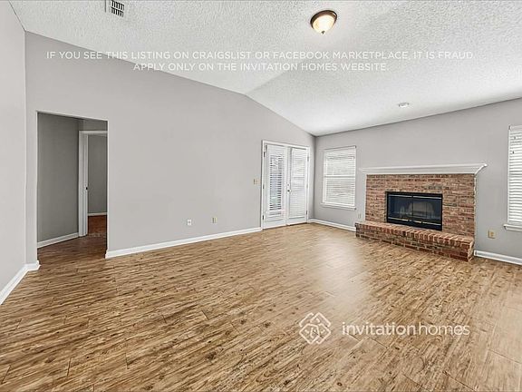 4th image of 1737 Chalet St