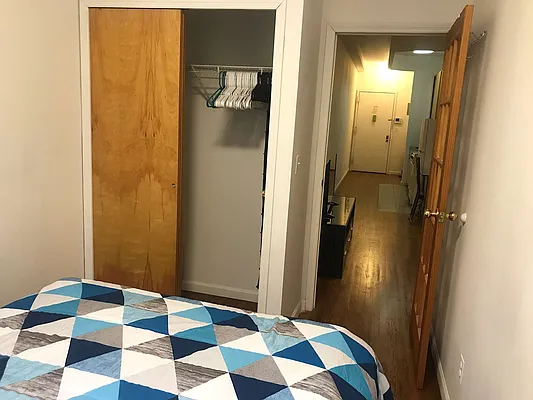 Rented by Avenues Real Estate | media 35