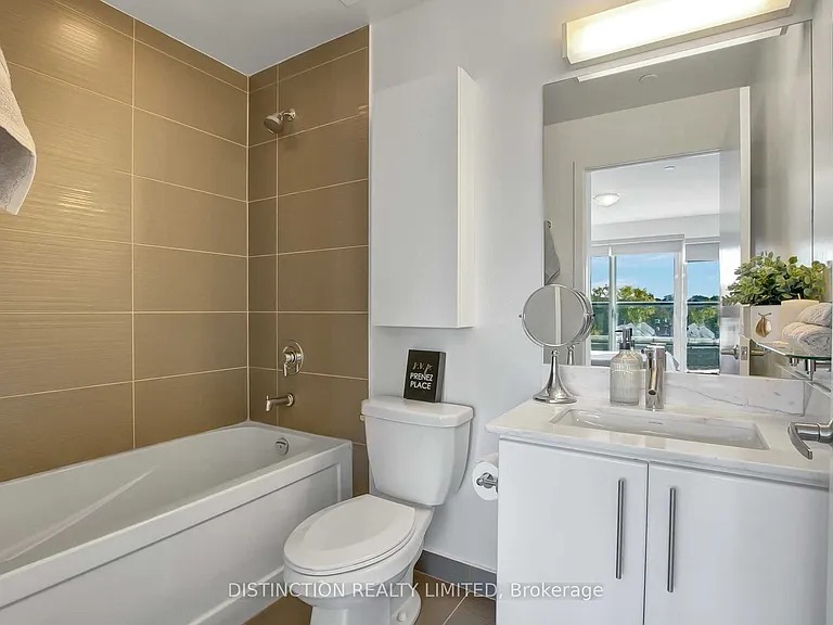 58 Orchard View Blvd #414 — Photo 13