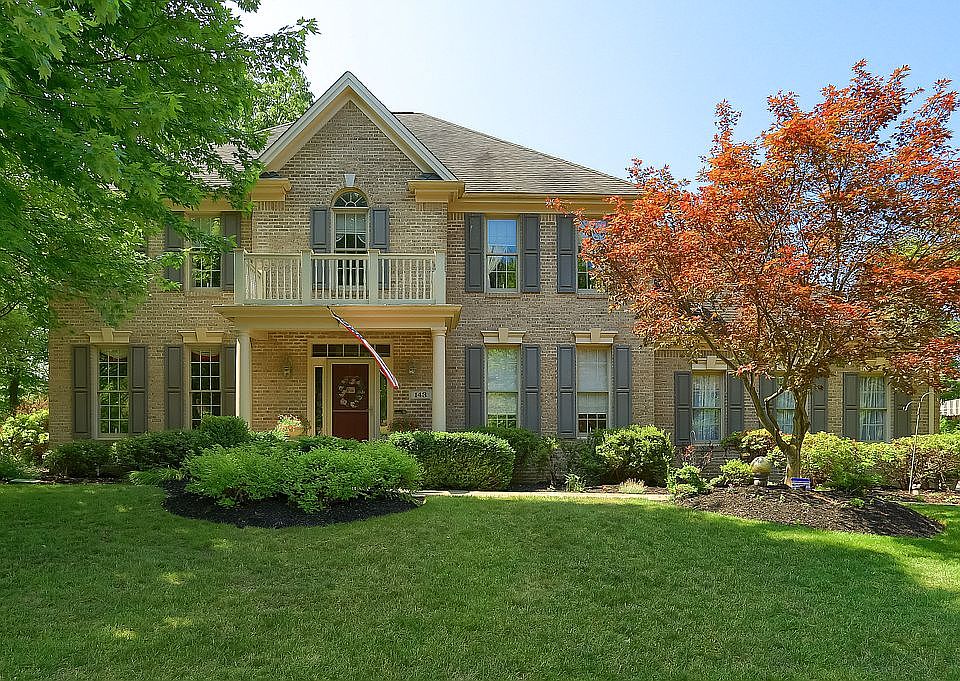 1st image of 143 Oakview Dr