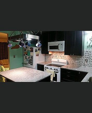 5th image of 3488 Greenlawn Dr