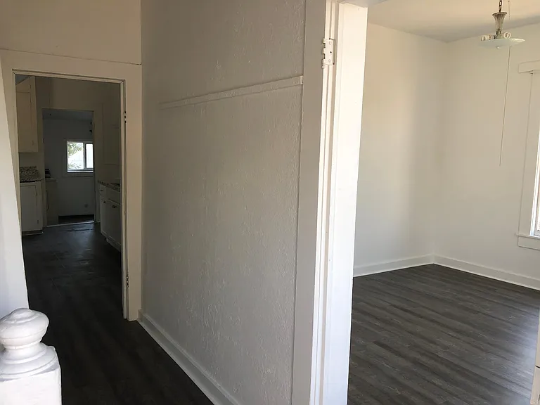 125 NE Whitman St — Photo 5