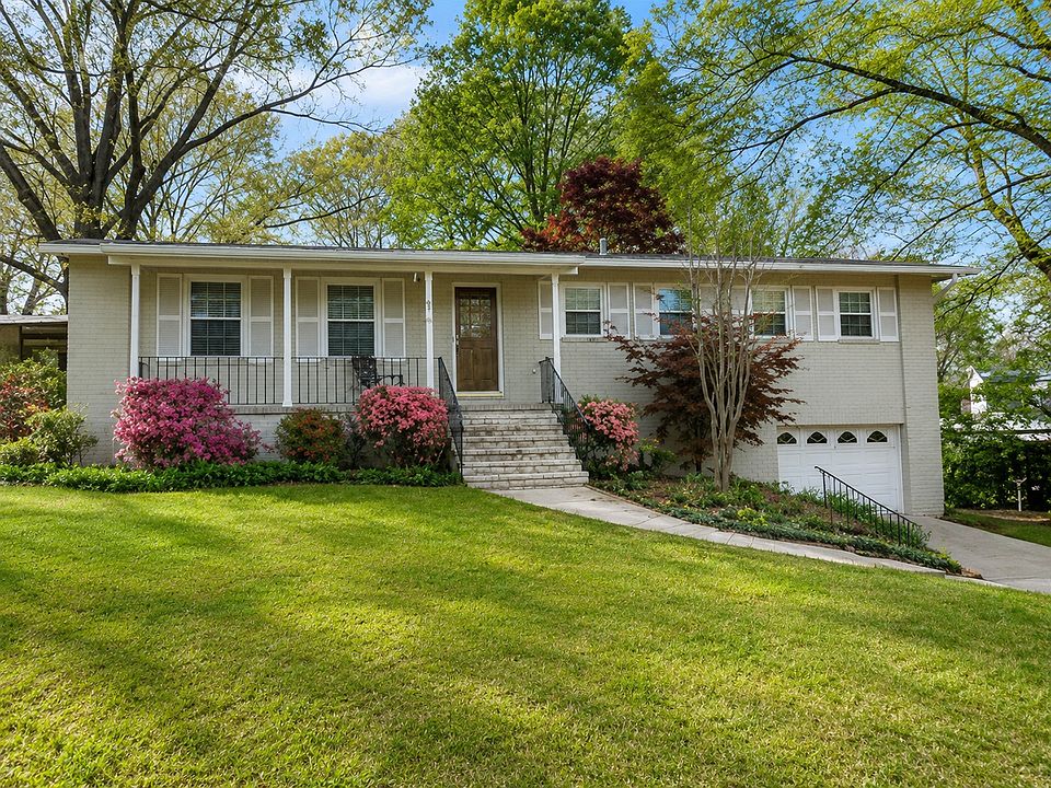 1st image of 536 Edgecrest Cir