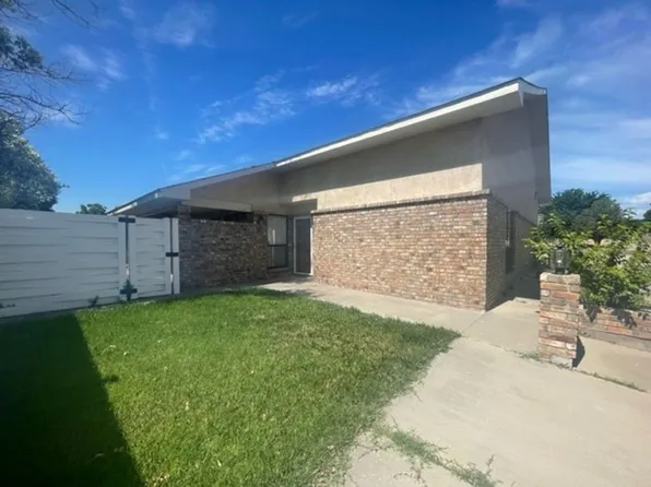 2604 W 8th St, Roswell, NM 88201