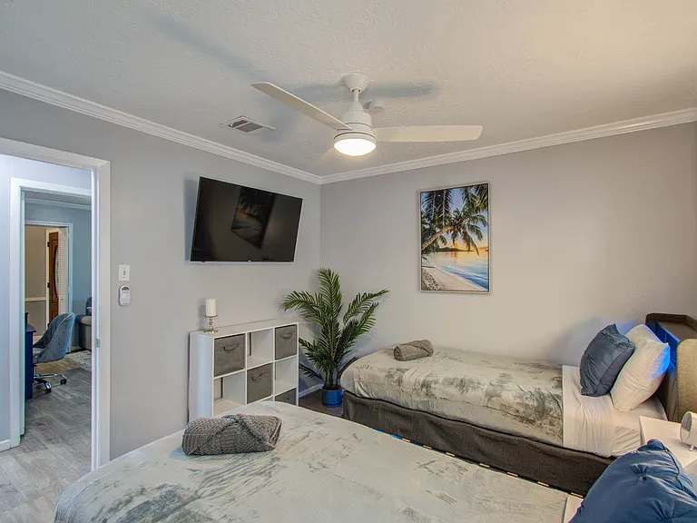 10606 Kirkwren Dr — Photo 27