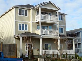 3018 W Marine View Dr UNIT D, Everett, WA 98201