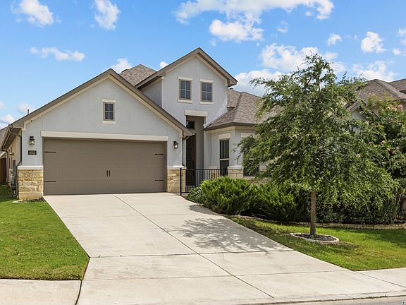 3rd image of 9015 Raven Pointe