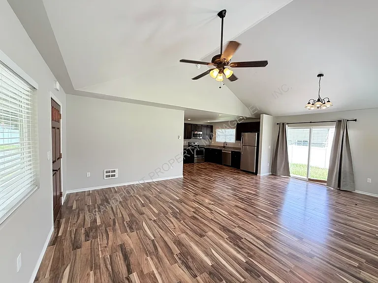 2087 Lower Pack River Rd — Photo 17