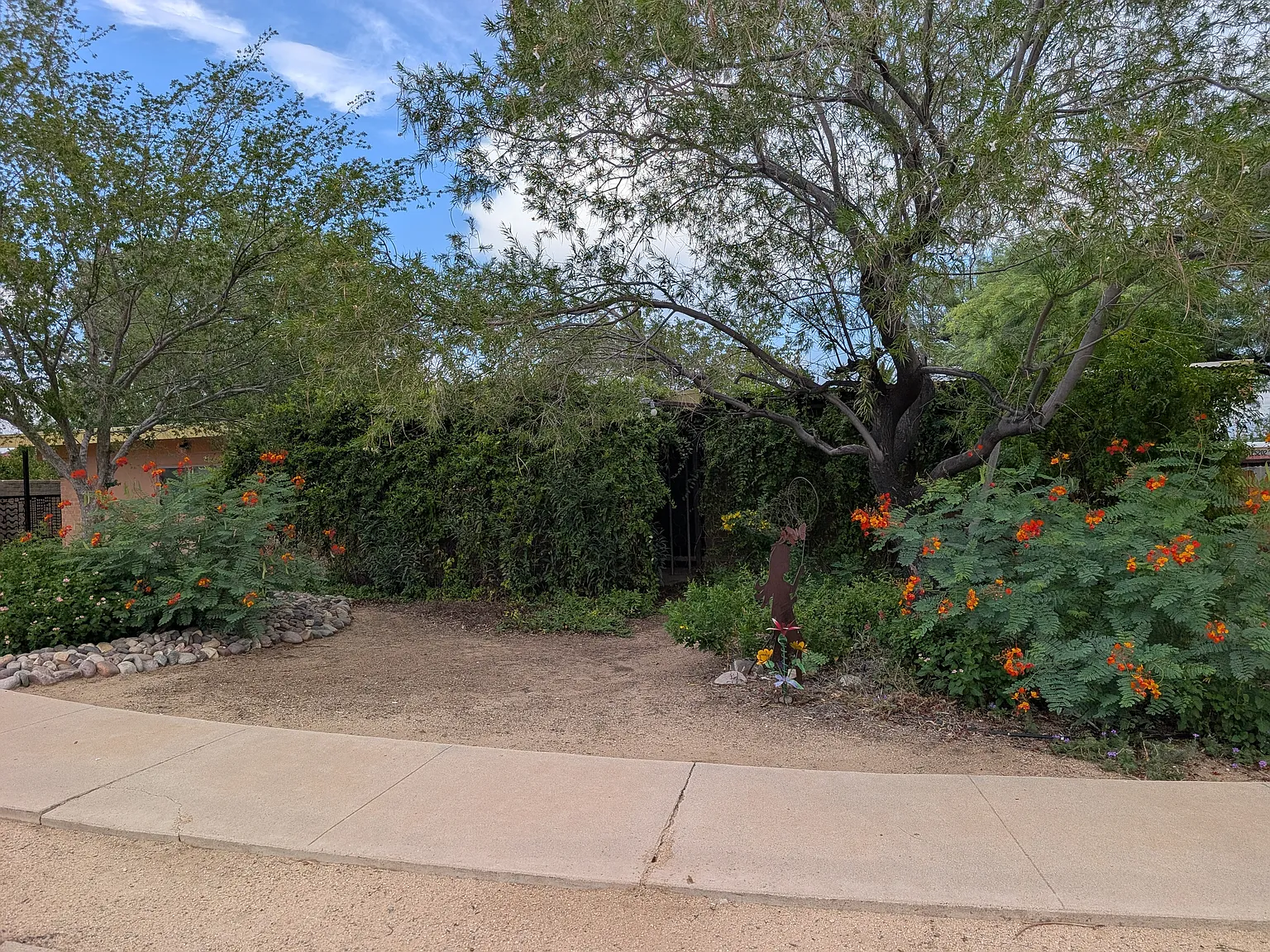 4 bed, 1449 sqft, $1,700 — Photo 2