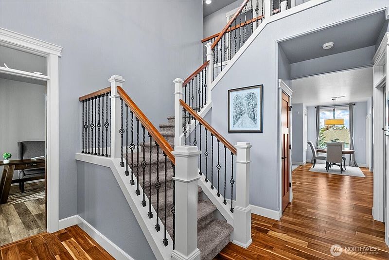 3rd image of 1723 65th Street SE