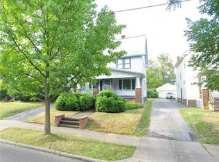 3278 E Overlook Rd, Cleveland Heights, OH 44118