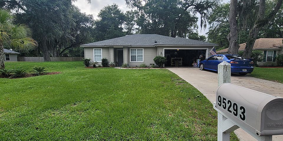 1st image of 95293 Twin Oaks Ln