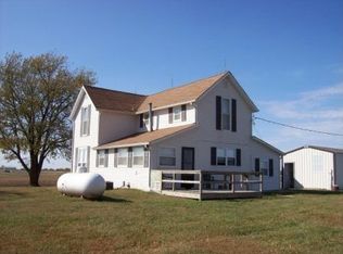 1890 SW Crow Rd, Cameron, MO 64429