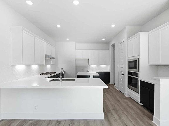 318-Glenwood-Ranch-Full-Size-18-scaled.jpg