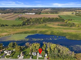 8012 Fox River ROAD, Waterford, WI 53185