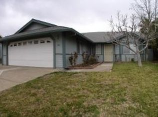 545 Viewpoint Dr, Redding, CA 96003