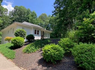 2049 Laurel Cv, Ball Ground, GA 30107