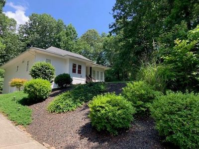 2049 Laurel Cv, Ball Ground, GA, 30107