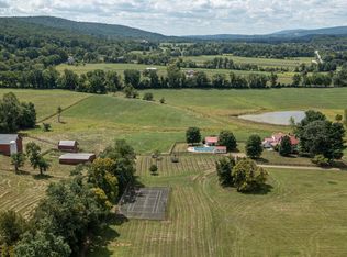 13252 Harpers Ferry Rd, Purcellville, VA 20132