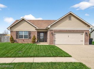 534 Gentry Ln, Mount Washington, KY 40047