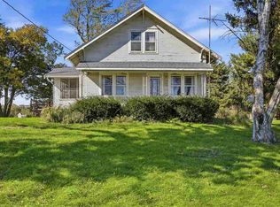 1981 White Oak Ave NE, Solon, IA 52333